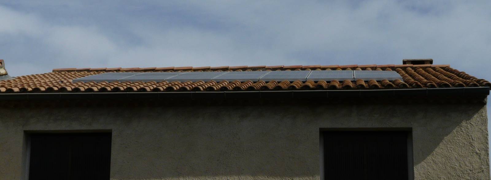 Dépôt de dossiers / EDF / Enedis / projets / garanties de 20 ans et plus / savoir-faire / Carpentras / Vaucluse / panneaux solaires / solaires photovoltaïques / intégration toiture / toiture d’une villa / toiture d’une maison / Dimensionnement / Études él