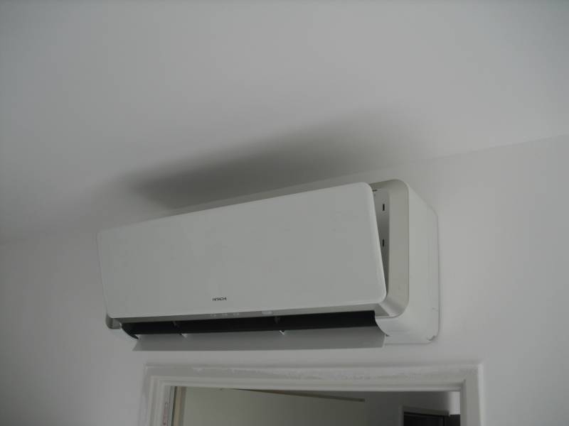 Climatisation réversible / ASR Fluidelec / Daikin / Toshiba / Hitachi / trisplit / Monosplit / multisplit / Unités murales / professionnalisme / expérience / smartphone / Inverter / économe